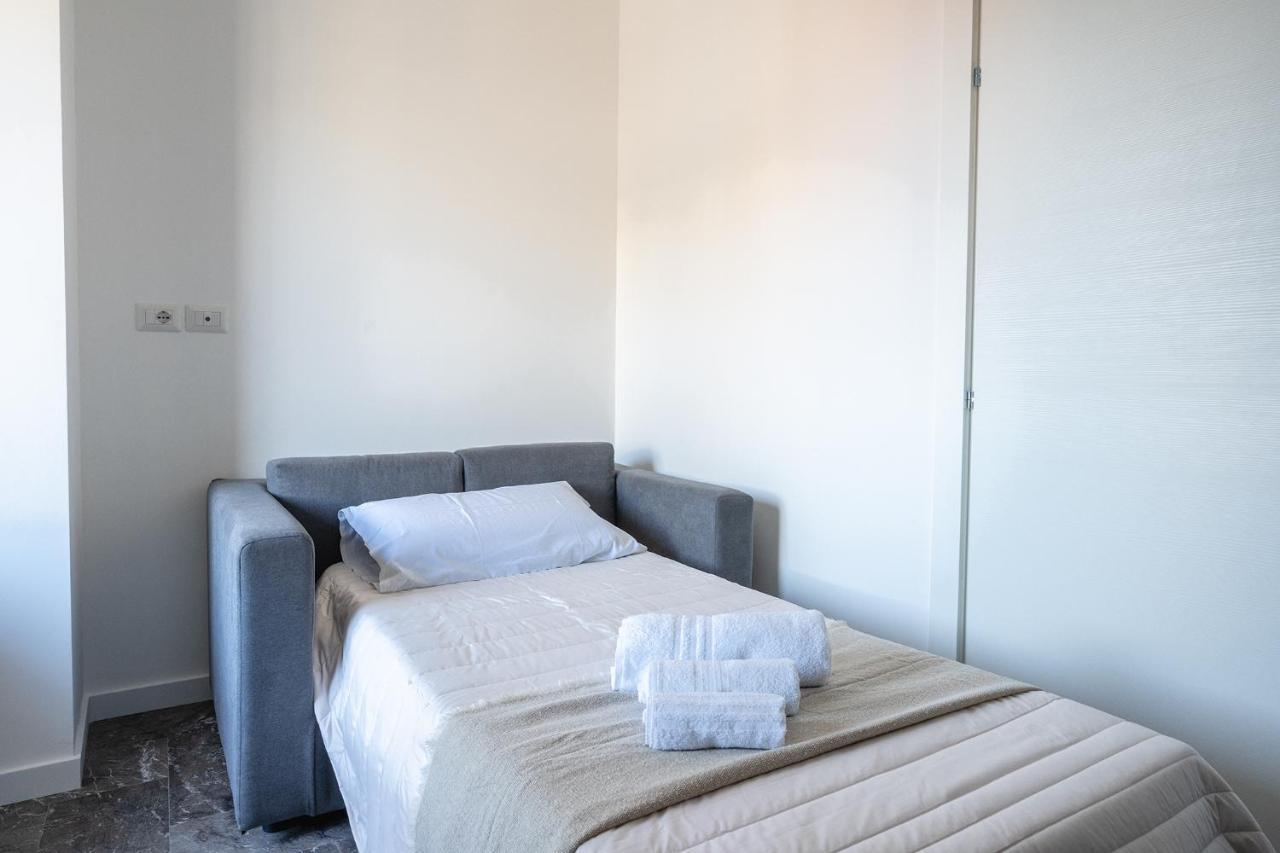 Annamaria - Central Station Charming Accommodation Bari Exteriér fotografie