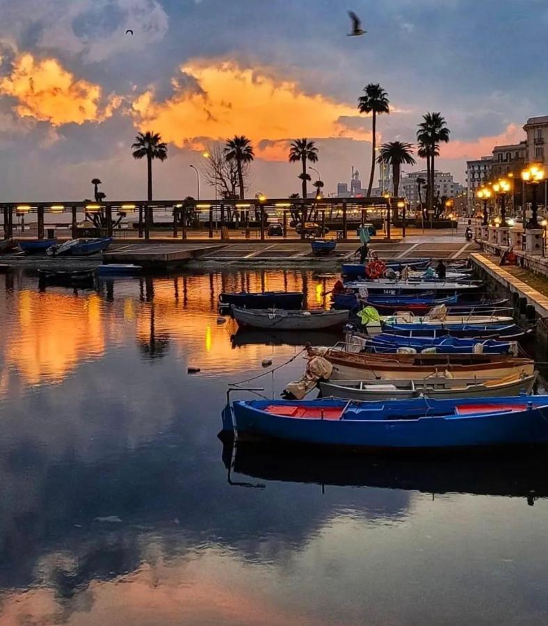 Annamaria - Central Station Charming Accommodation Bari Exteriér fotografie