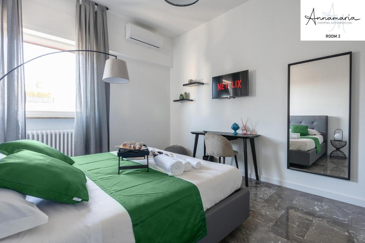 Annamaria - Central Station Charming Accommodation Bari Exteriér fotografie