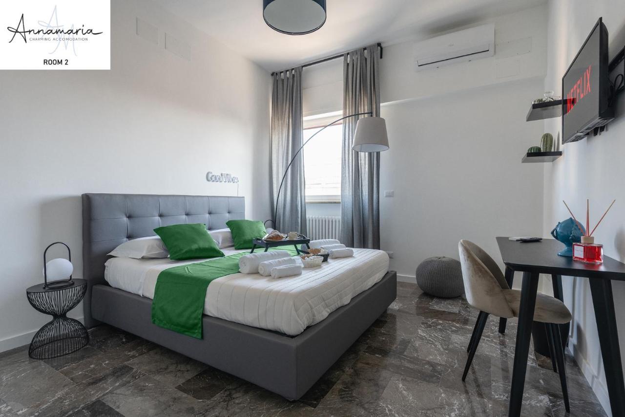 Annamaria - Central Station Charming Accommodation Bari Exteriér fotografie